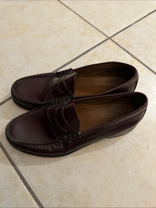 G.H. Bass & Co. Other - G.H. Bass & Co. Weejuns Burgundy Leather Penny Loafers (9)
